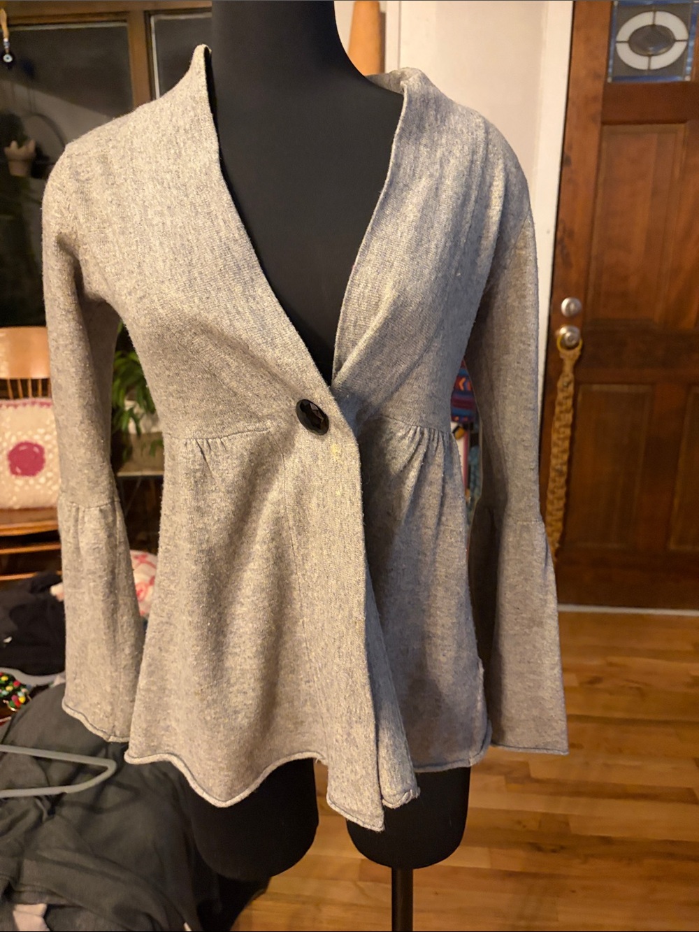 Forever 21 Women's Gray Single-Button Knit Peplum Sweater